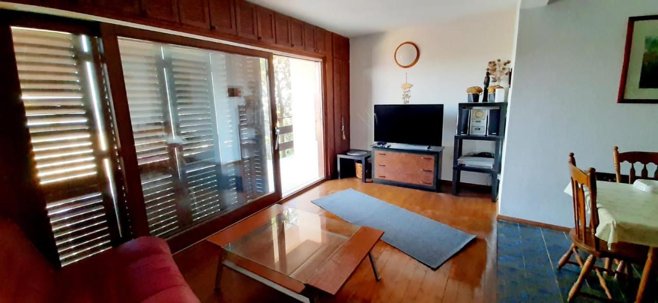 Apartman Ena By The Sea Prizba Eksteriør billede